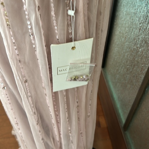 Mac Duggal Glamorous Blush Sequin One-Shoulder Dress size 2 NWT - Picture 8 of 13